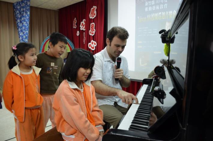 「Taiwan88」國際表演校園巡迴　內灣國小生開心「玩」音樂