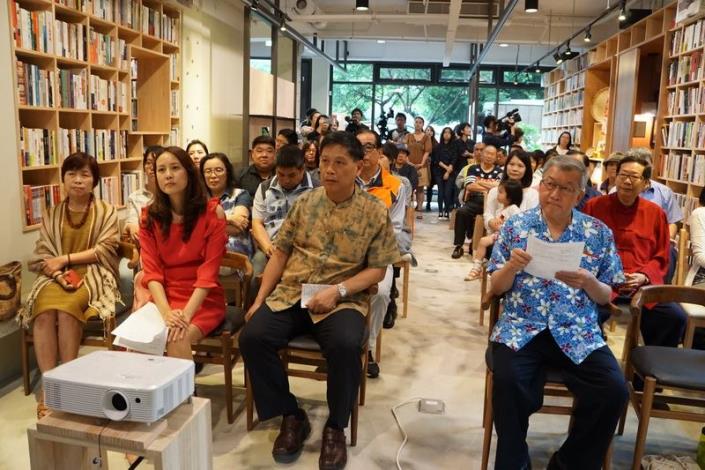 轉彎遇見字 「或者」新型態書店  竹北新瓦屋開幕 共11張圖片