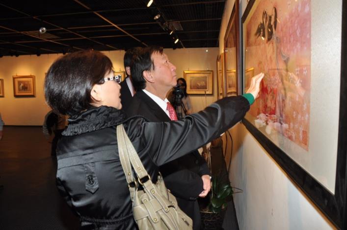 吳秀麗工筆人物花鳥畫展　即日起文化局展出
