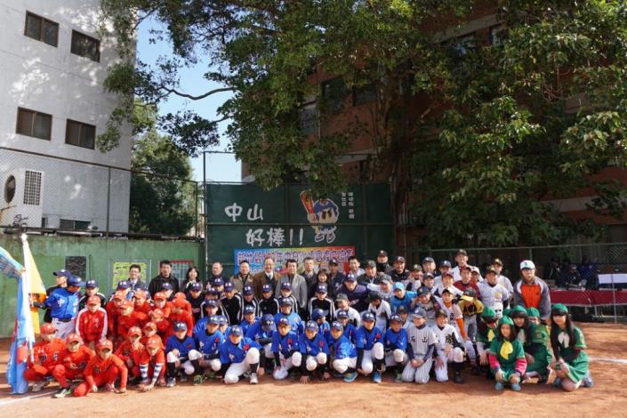 中日少棒國際交流賽  中山國小登場 共12張圖片 的圖片
