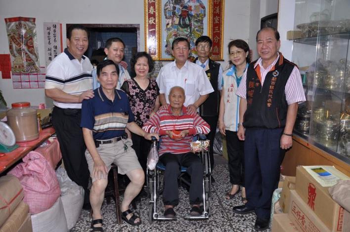103歲人瑞大秀採茶舞  提倡活到老動到老