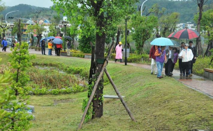 台泥自辦市地重劃區公設開放 竹東鎮議員肯定多一處休憩公園