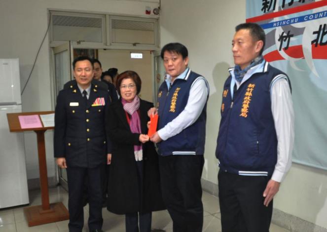 三天偵破飛車槍擊案 徐柑妹副縣長慰勉員警辛勞