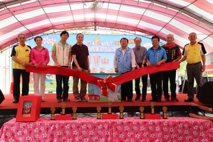 青翠寶山綠竹筍上市展售　首辦兒童寫生比賽 的圖片