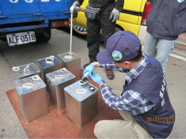 廢食用油回收看證件 交給合法廠商才心安