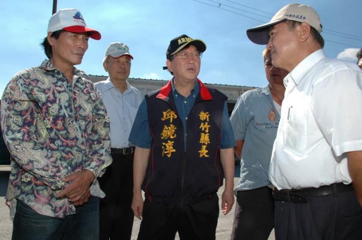 確保漁民權益，邱縣長承諾持續進行國軍與漁會之協調 共4張圖片