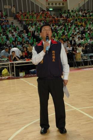 東泰高中PK台啤籃球隊 共20張圖片