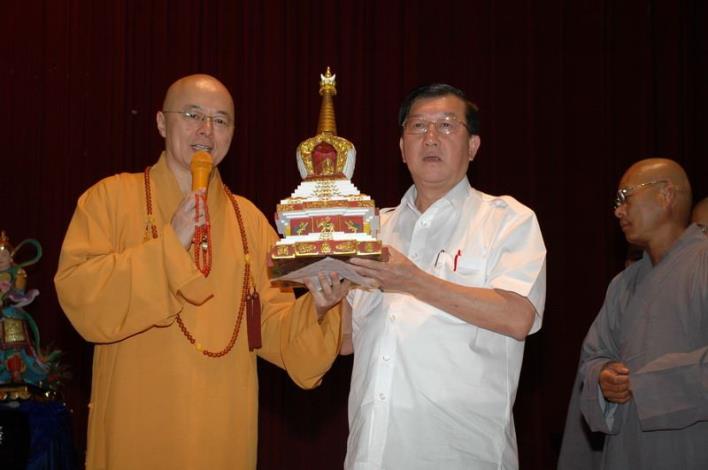 縣府與慈悲生命志業體系共同舉辦超度法會