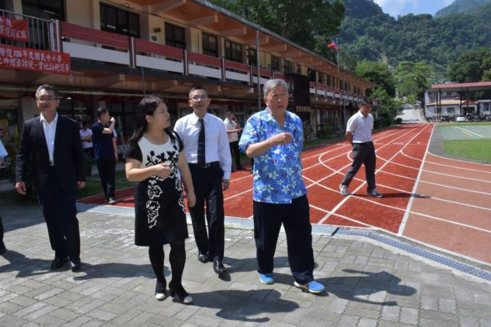 原鄉教育不能等  署長關心原鄉教育需求  走訪竹縣五峰原鄉國中小