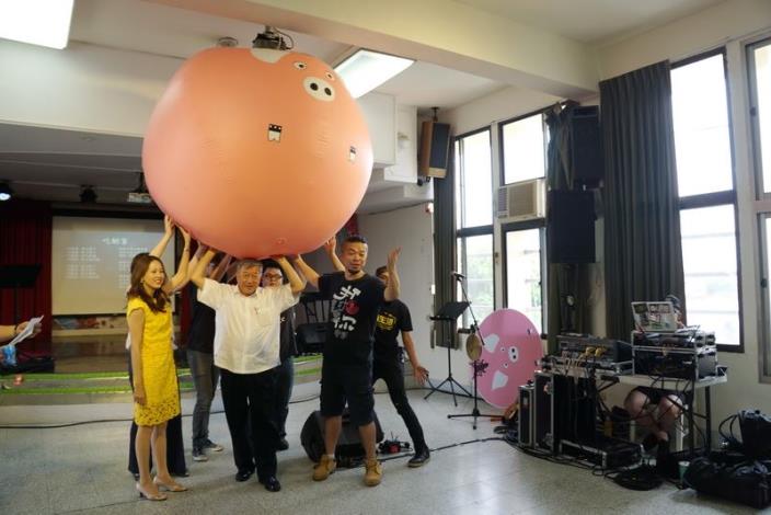 義民音樂故事劇-義進校園      陸豐國小師生嗨翻天!