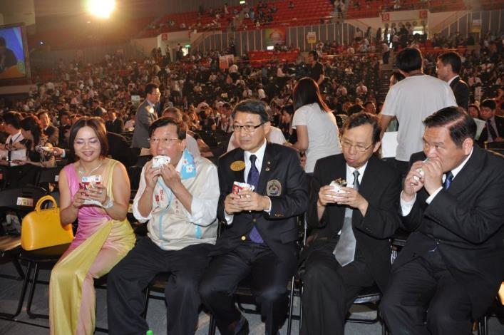  國際扶輪社3500區召開年會 邱縣長沈署長號召節能減碳