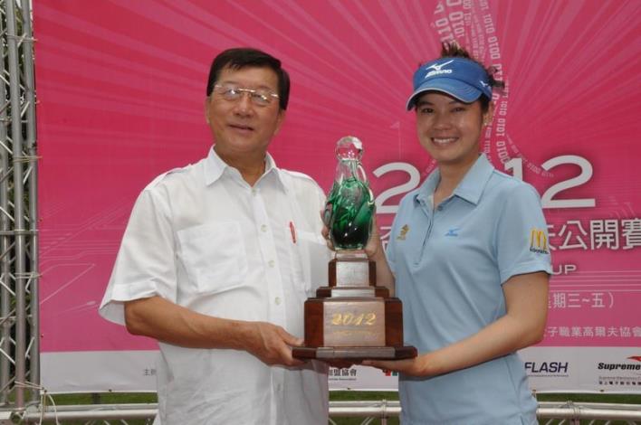 科技盃女子高爾夫公開賽　8國80名選手一揮分勝負
