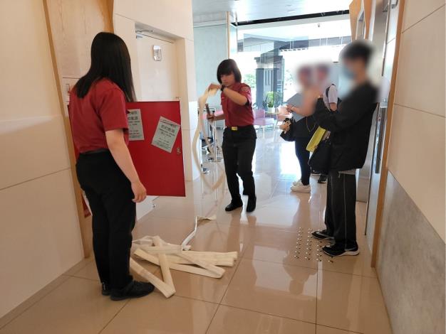 官網-新竹縣政府消保官辦公室日前召集交通旅遊處、工務處、消防局、警察局進行縣內旅宿業聯合查核2