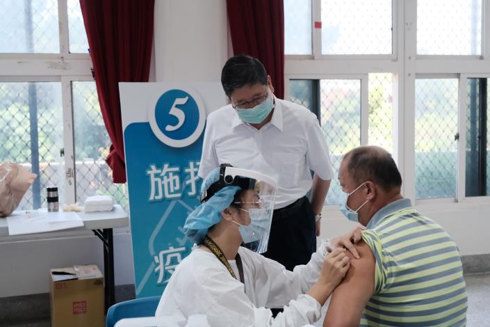竹縣+0  中央平台第5輪  3天完成5700多人接種