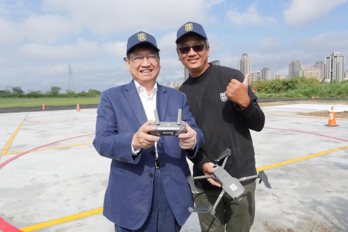 大新竹首座遙控無人機考照場啟用 從竹東頭前溪高灘地升空