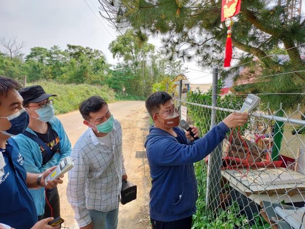 果農不用提心吊膽防猴 新竹縣加碼補助設安全電圍網