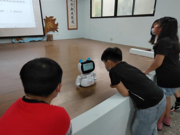 新竹縣第9所實驗學校在五龍國小   科技教育成亮點