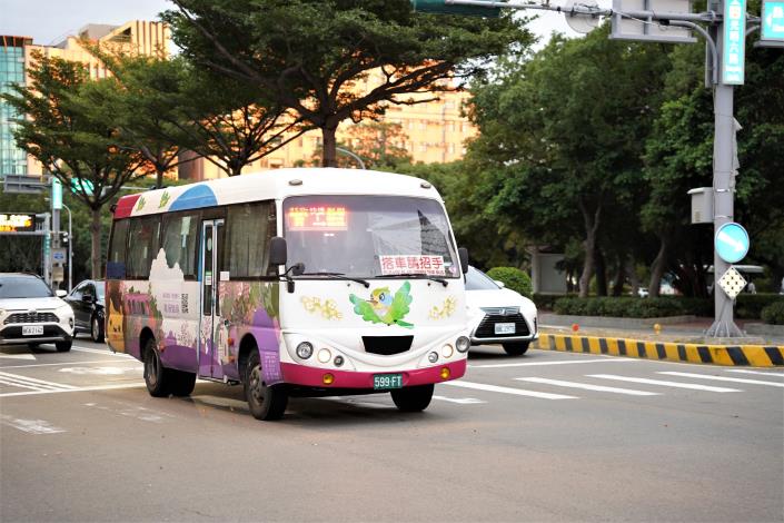 官網-今年11月1日起，竹縣調整市區公車各路線的合理營運成本，由原本42.981元調升至52.991元。.JPG