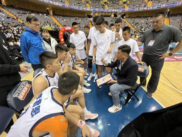 S__337518598_0官網-東泰高中今奪下HBL高中男子甲級聯賽季軍，是小巨蛋首勝，也是隊史最佳。