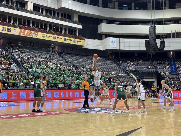 S__337518599_0官網-東泰高中今奪下HBL高中男子甲級聯賽季軍，是小巨蛋首勝，也是隊史最佳。