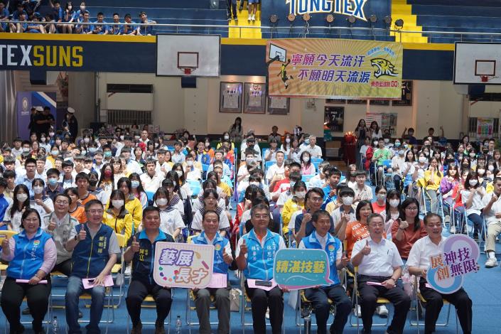 國中技藝教育競賽頒獎典禮 近400人參加網 DSC06181