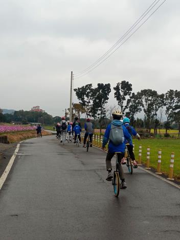 新竹縣第二屆兒童獨輪車壯遊1月19日登場，兒童選手暢遊竹22鄉道美麗風光。