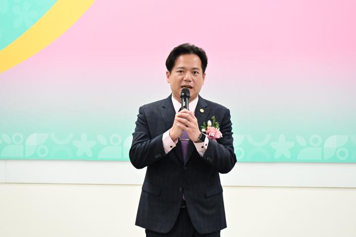 官網DSC_5123新竹市代理事長邱臣遠致詞.JPG