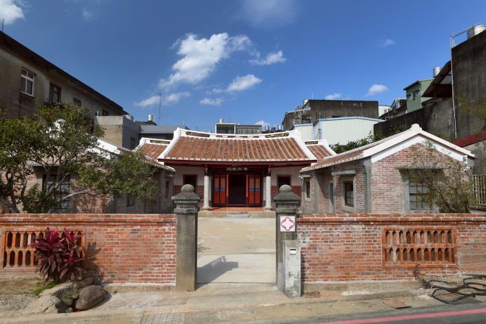 IMG_6629修復後的朱氏家廟