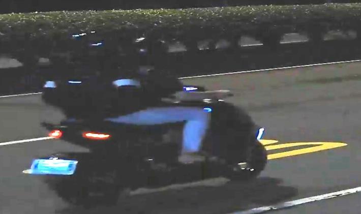 部分車主為躲避監控，特意以口罩、布條等物遮掩車牌，意圖規避查緝。