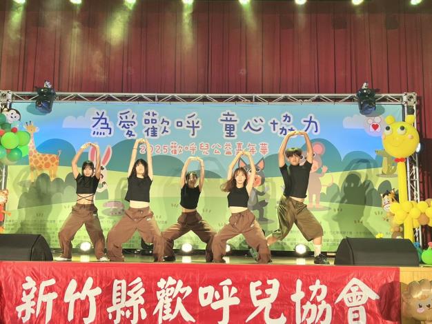 官網-表演團隊1