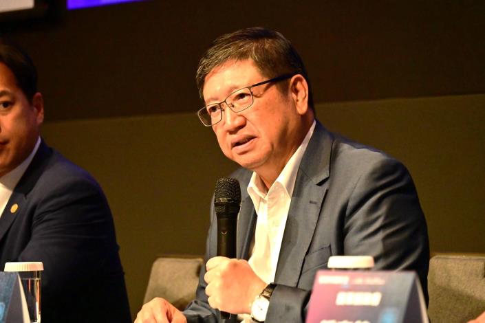 官網-新竹縣長楊文科十分重視產業發展