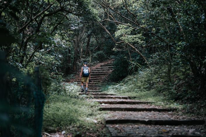 漢卿、秀才步道