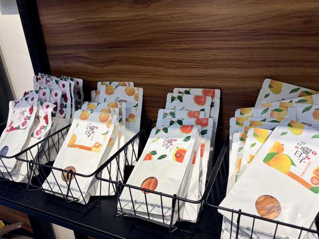 官網-農村社區小舖「豐盛時刻本舖」10月9日開幕，推廣優質農產品。 (3)