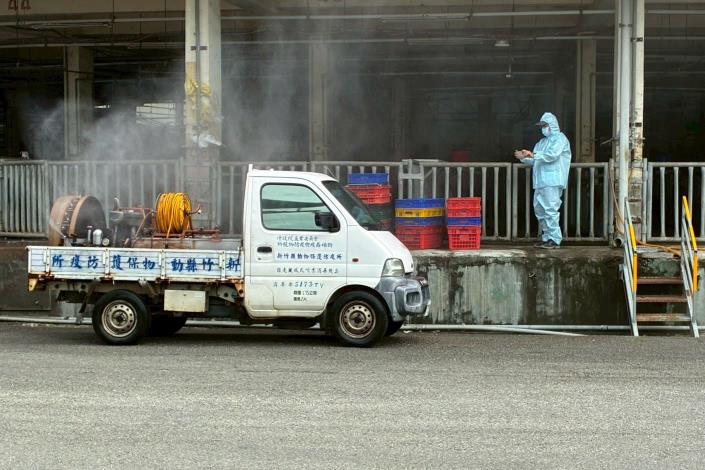 官網-新竹肉品市場每日持續清潔、消毒 的圖片
