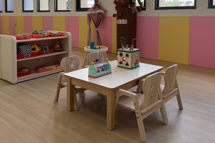 竹東鎮頭重托嬰中心即將招生，縣府致力提升公托量能。