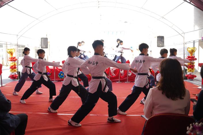 官網DSC00587湖口高中跆拳道隊開場表演.JPG