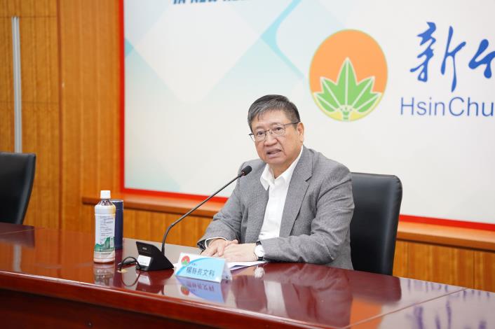 官網-縣長楊文科提醒同仁執行公務時「不收禮、不接受邀宴」，期勉同仁應「以民為本」傾聽民意.JPG