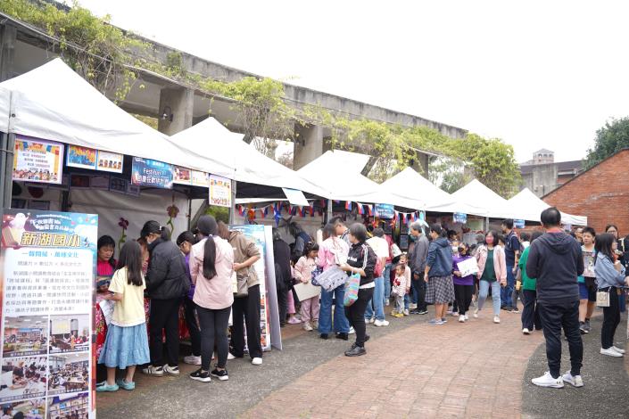 官網DSC02814喜閱節暨閱讀嘉年華吸引許多民眾參與。.JPG