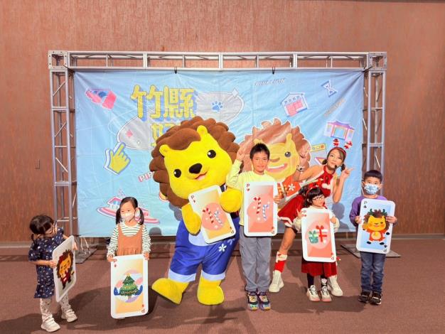 官網-高人氣皮皮獅見面會吸引許多親子參與3