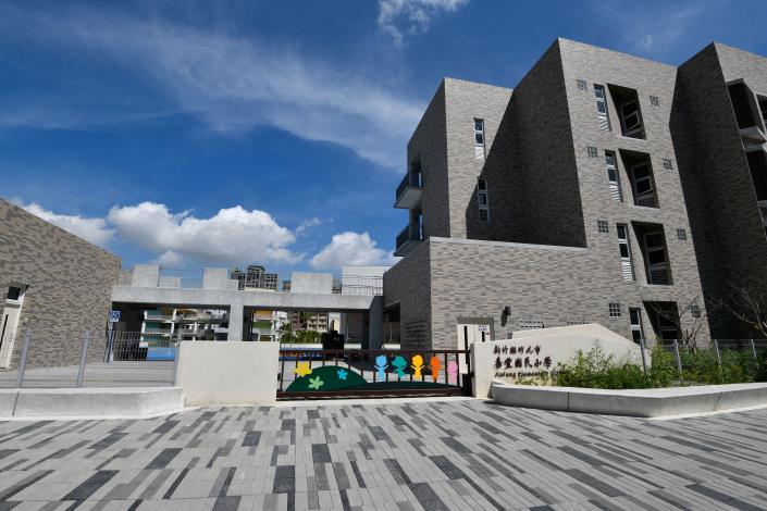 嘉豐國小為楊文科縣長任內第一座拍板啟動的學校。