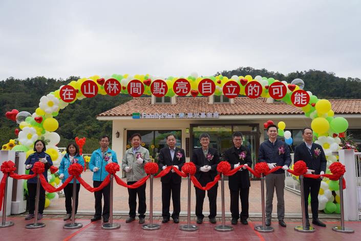 開竹縣首家便利商店型態庇護工場開幕  副縣長陳見賢呼籲常來消費、支持身障者就業言DSC01699.JPG