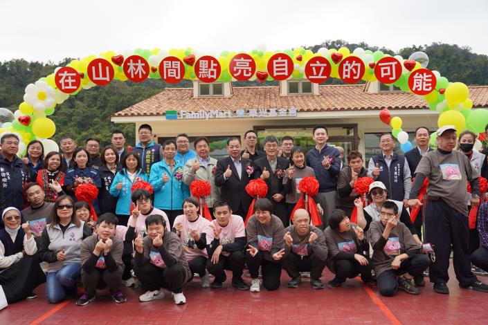 網  縣內第一家家便利商店型態庇護工場開幕  DSC01733.JPG