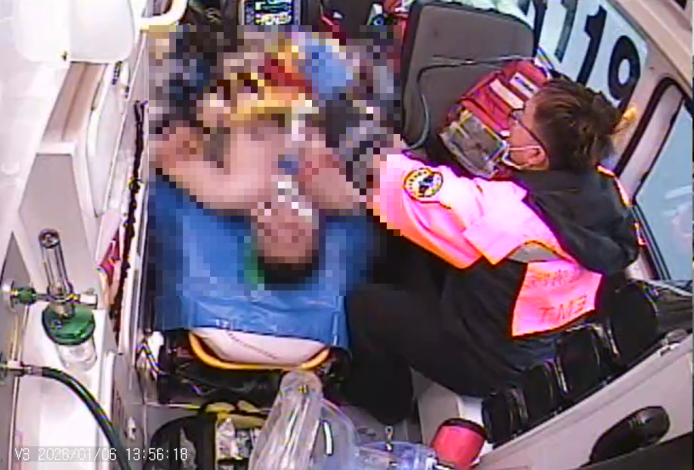 患者在現場被電擊5次、車上3次，共計8次