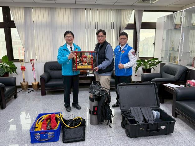 LINE_ALBUM_2026.01.20水域裝備捐贈_260120_2