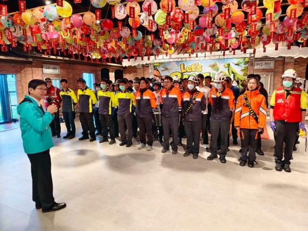 陳中振局長感謝所有參演人員的全力投入，並強調消防局平日即持續精進救護專業與團隊