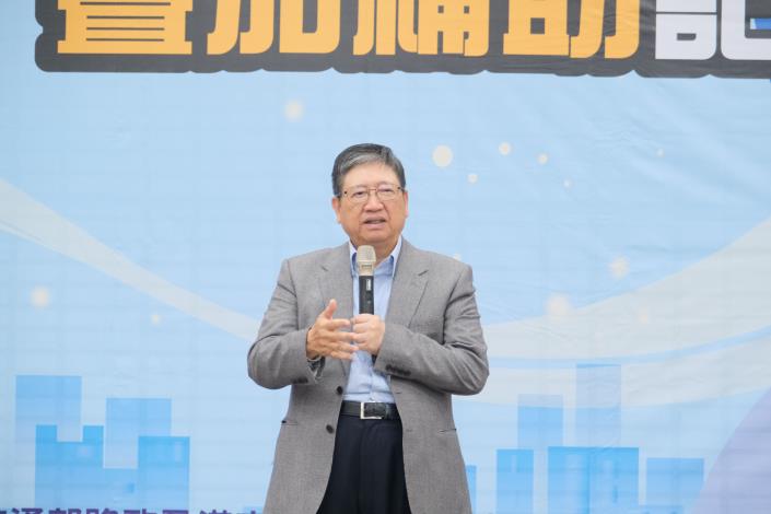 官網-縣長呼籲尚未考取駕照的民眾把握有限的補助名額 的圖片