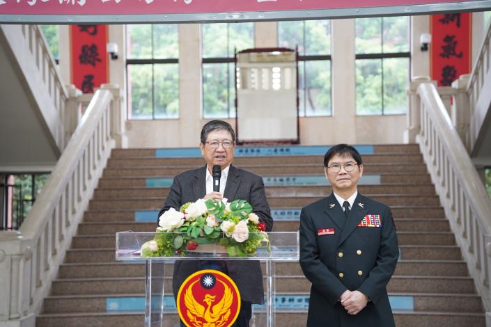 官網DSC01125新竹縣長楊文科（左）感謝企業拋磚引玉 的圖片