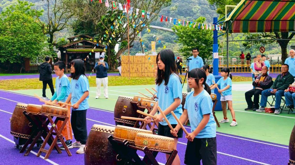 官網-內灣國小學生帶來精采表演