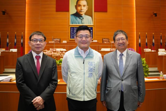 官網DSC08376新竹縣議員張珈源6日總質詢.JPG