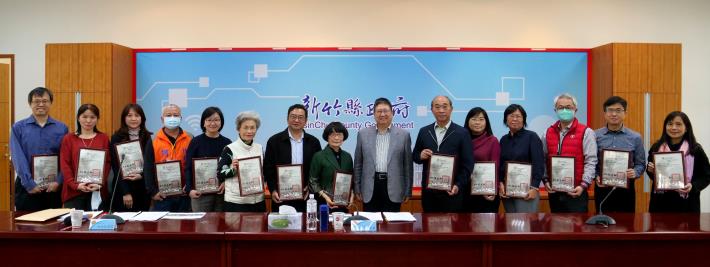 Hsinchu County establishes the Public Library Development Committee: Promotes the first main and branch public libraries system 